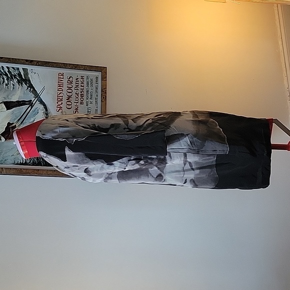 Silk Shift Dress with Collar Details - Picture 6 of 9